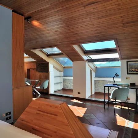 Appartement The Garden Attic Cernobbio